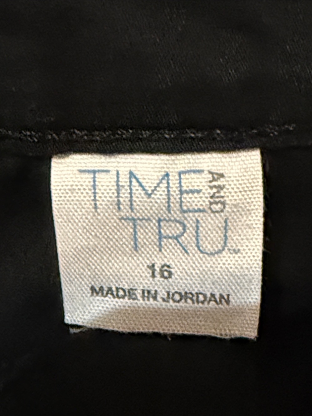 Time and Tru Black Women's Pants Label - Picture 2 of 5